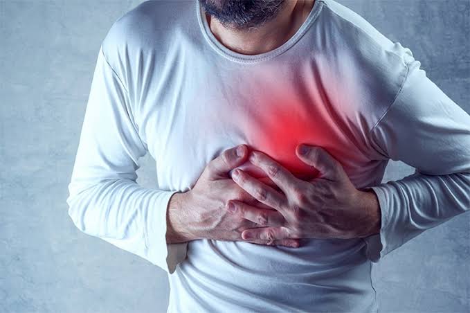 Sudden chest pain? Heart attack or not !!